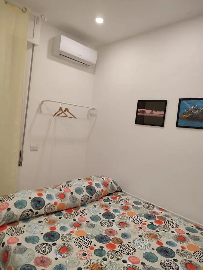 Casa Vacanze Caramagna アーチ・カステッロ アパート