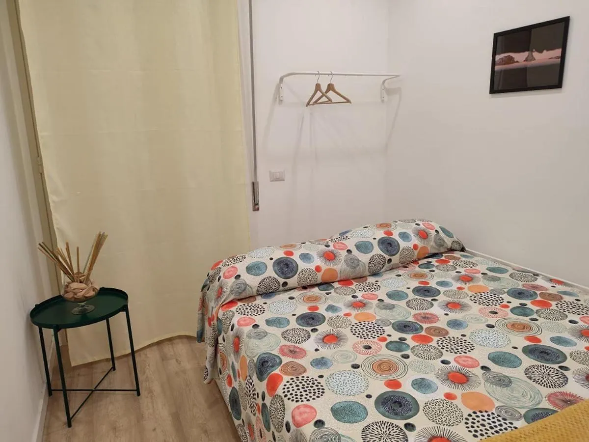 アパート Casa Vacanze Caramagna アーチ・カステッロ イタリア